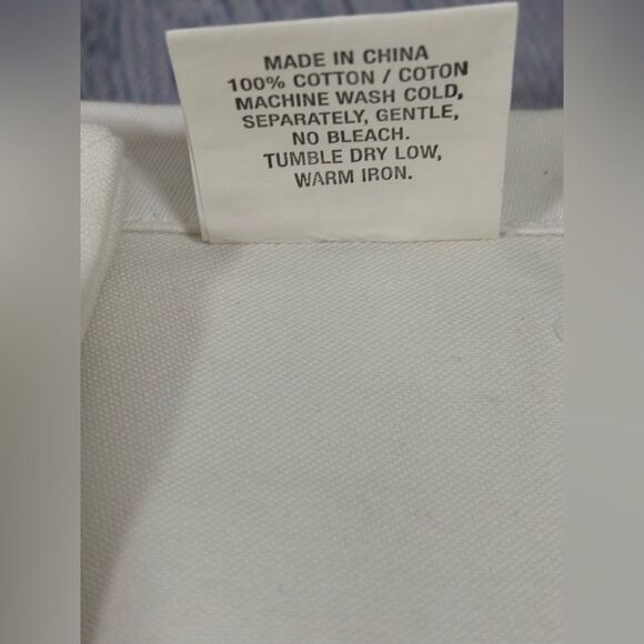 Crate & Barrel Classic Party Wedding Elevated Basic White Cotton Napkin Set of 8 - Picture 7 of 8